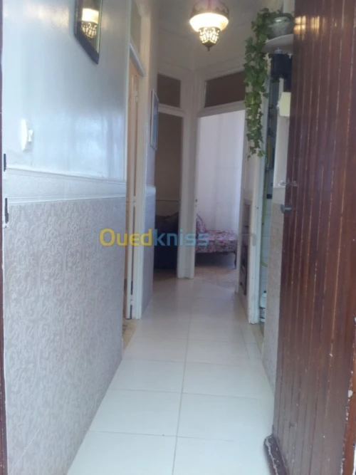 Vente Appartement F5 Alger Ain benian