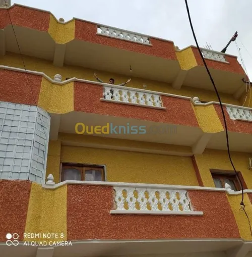 Mouchté crasé et griffé