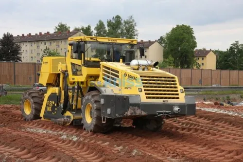 BOMAG   بوماج RECYCLEUR STABILISATEUR   إعادة التدوير المستقرة 2025