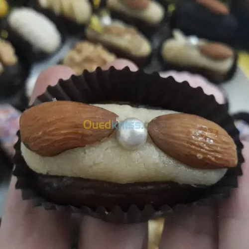gateau ( dattes fourrées ) 