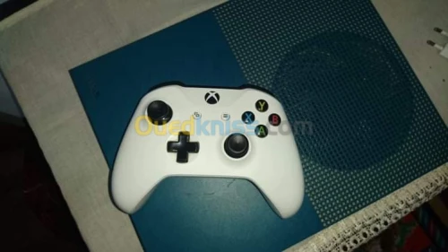 Xbox One S + 10 JEUX 