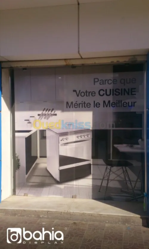 habillage vitrine et décoration façade