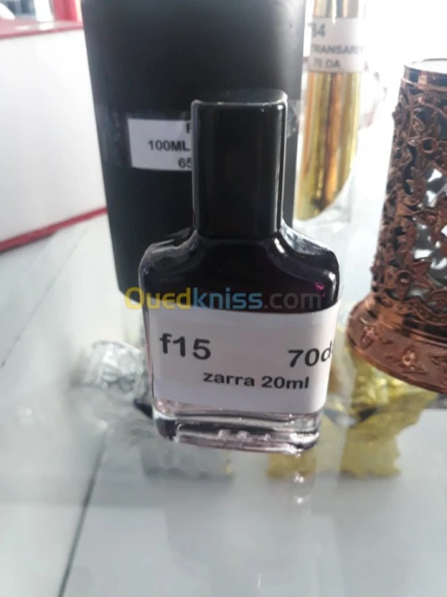 عطور نساء ورجال و مواد تجميلية 