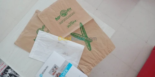 MACHINE DU SAC EN PAPIER 