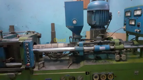 Presse injection G B F