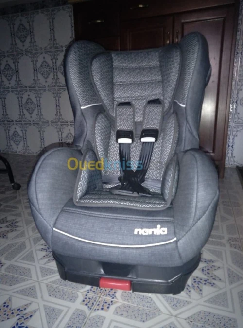Siège bébé siège auto