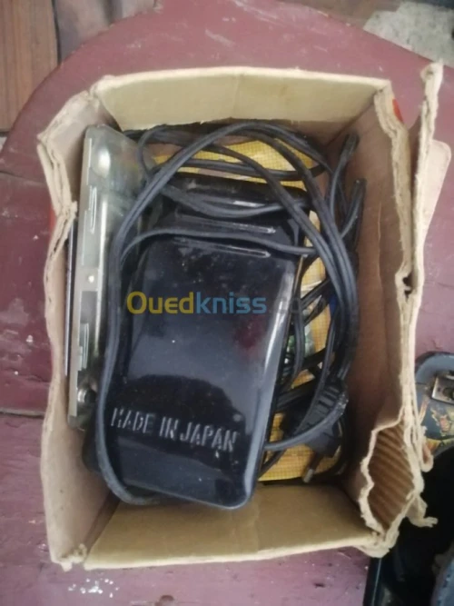 Machine à coudre Singer Japon