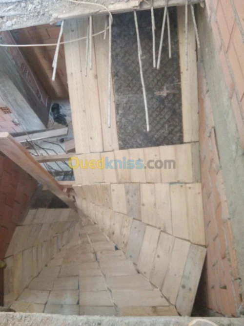 Consterction maco covror firayor