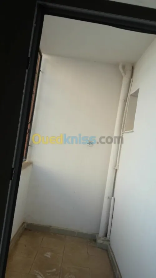 Echange Appartement F4 Boumerdes Khemis el khechna