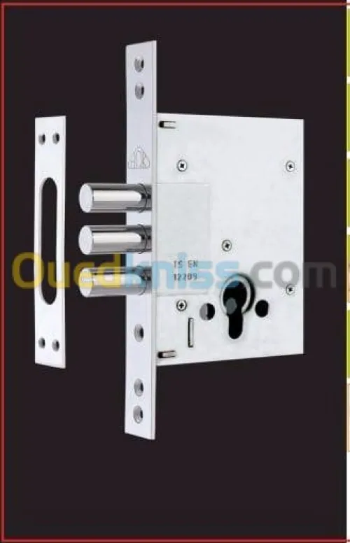 Accessoires de porte extérieure dispon