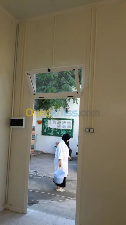 écoles  préfabriquées