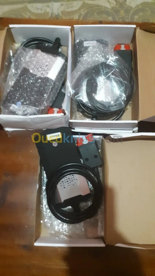 v2020  DELPHI / AUTOCOM /wow snooper