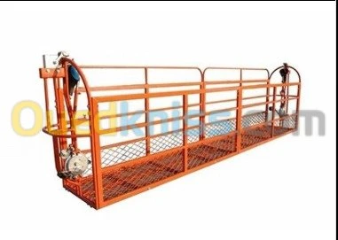 Plate forme suspendue à pédales 