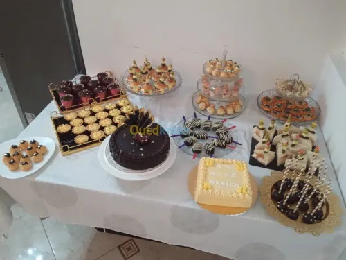 Gâteaux d'anniversaire , pâtisserie