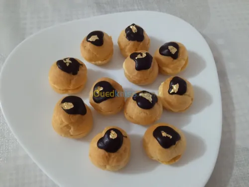 Gâteaux d'anniversaire , pâtisserie