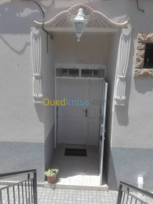 Location vacances Niveau De Villa F3 Bejaia Beni ksila