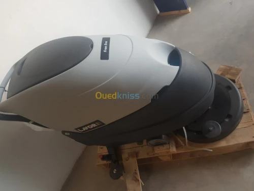 AUTOLAVEUSE ELECTRIQUE