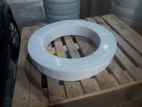 Tubes multicouches  16 et 20