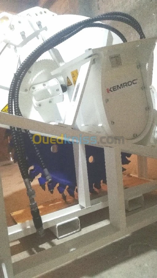 Location mini trancheuse