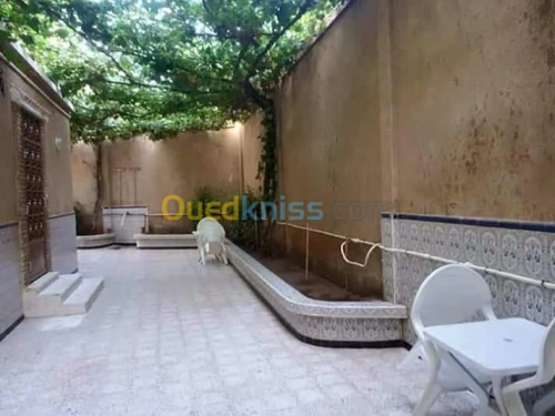 Location Appartement F2 Oran Ain el turck