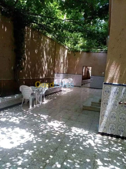 Location Appartement F2 Oran Ain el turck