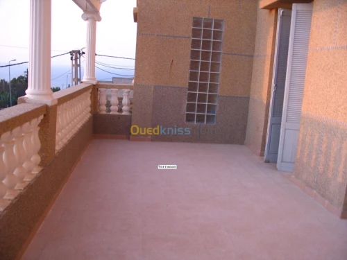 Location Niveau De Villa F2 Tipaza Cherchell