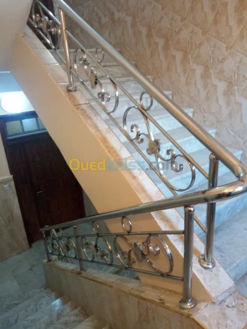 Rompes descalier inox