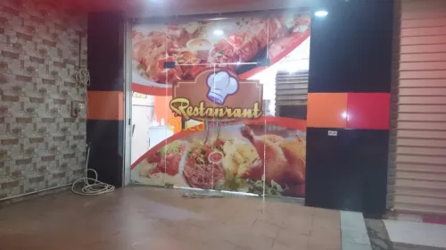 HABILLAGE VÉHICULE VITRINE ET PANNEAUX