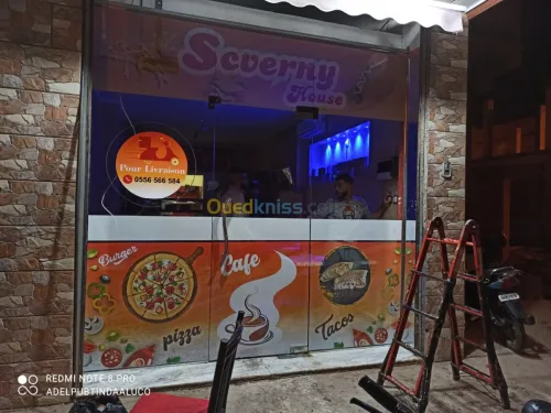 HABILLAGE VÉHICULE VITRINE ET PANNEAUX