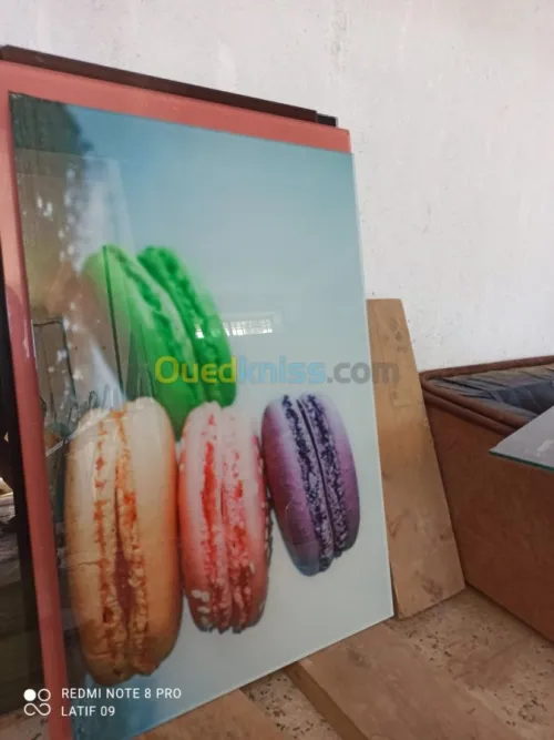 HABILLAGE VÉHICULE VITRINE ET PANNEAUX