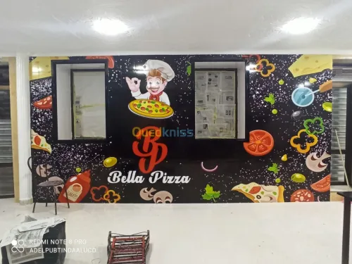 HABILLAGE VÉHICULE VITRINE ET PANNEAUX