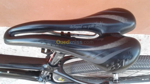 Vélo BXT full carbone