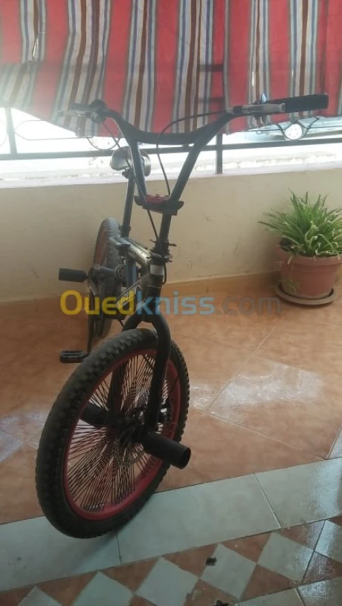  BICYCLETTES  P/ENFANTS  