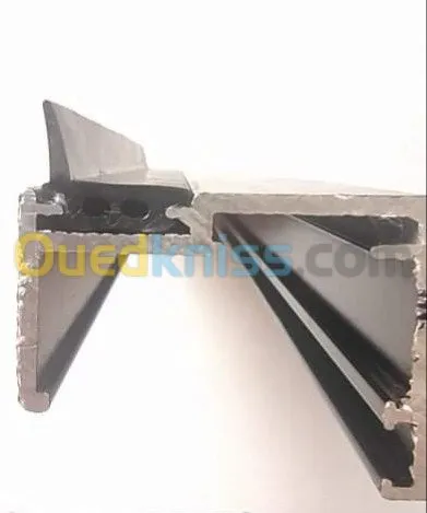 MUR RIDEAU JOINT 52 000