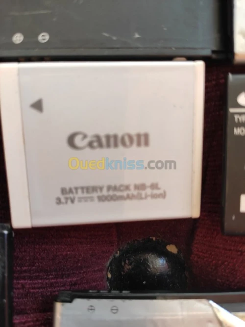 VEND LOT BATTERIES ORIGINAL AFFAIRE.