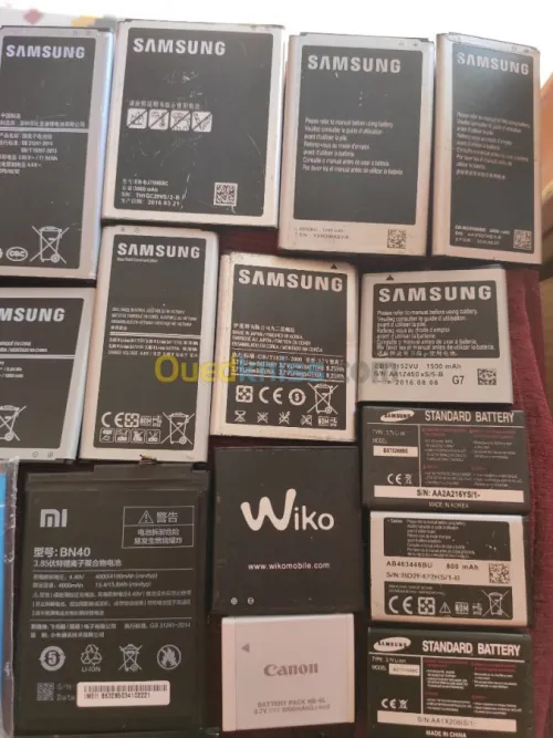 VEND LOT BATTERIES ORIGINAL AFFAIRE.