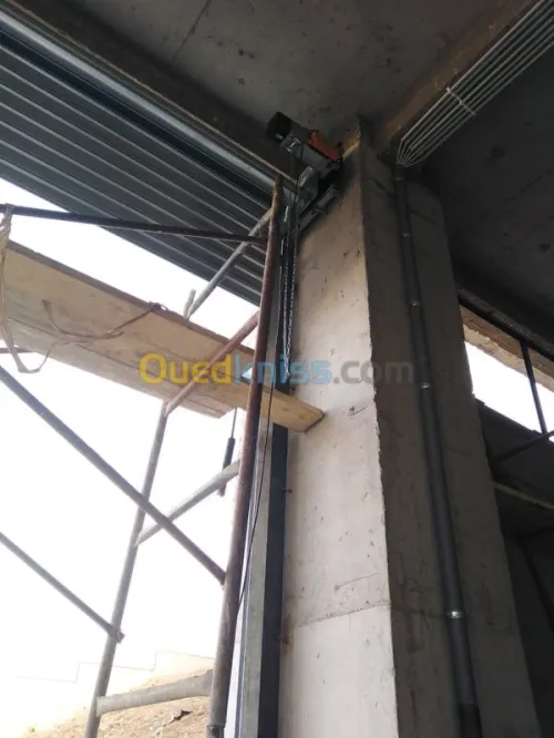  rideau métallique electrque