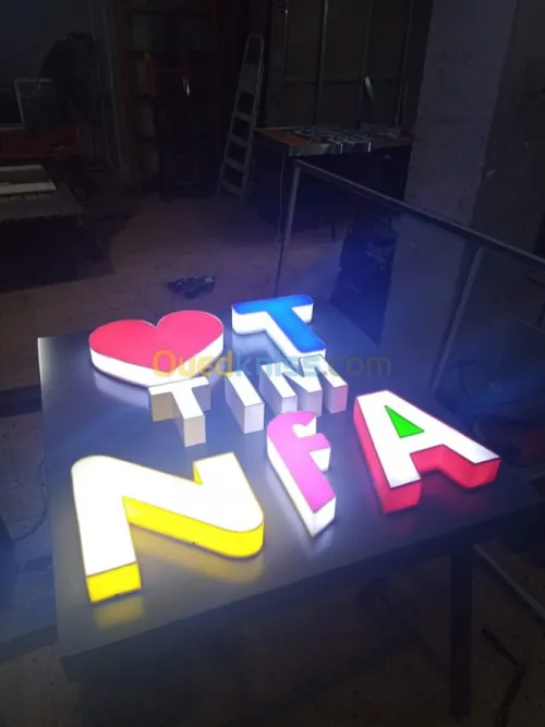 Panneaux publicitaires haut qualité 