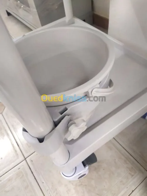 GUERIDONS EN ABS- 2 ETAGES ET 3 ETAGES