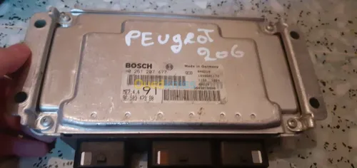 Calculateur mémoire BOSH et Volkswagen
