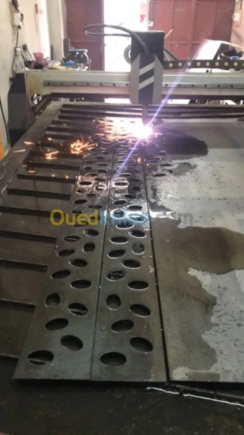 Conception, confection, plasma hd plig