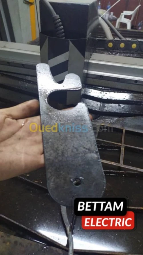 Conception, confection, plasma hd plig