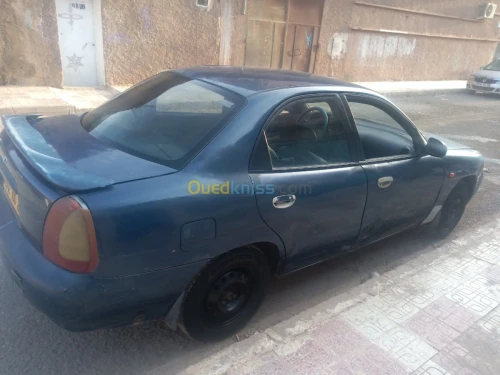Daewoo Nubira 2000 