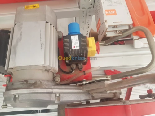 SCIE CERAMIQUE A TABLE RUBI