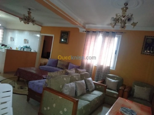 Location vacances Appartement F2 Alger Cheraga