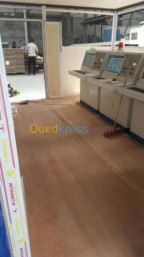 cabines / chalets/ blocs préfabriqués