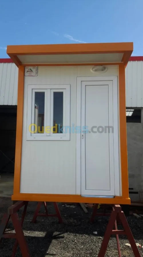 cabines / chalets/ blocs préfabriqués