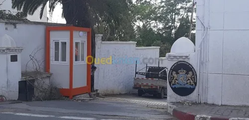 cabines / chalets/ blocs préfabriqués