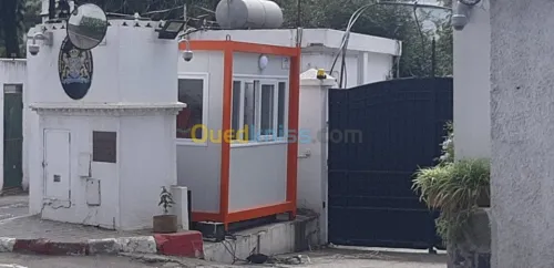 cabines / chalets/ blocs préfabriqués