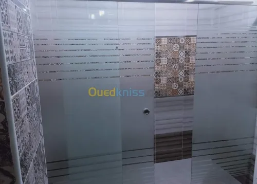 Travaux de verre trempé